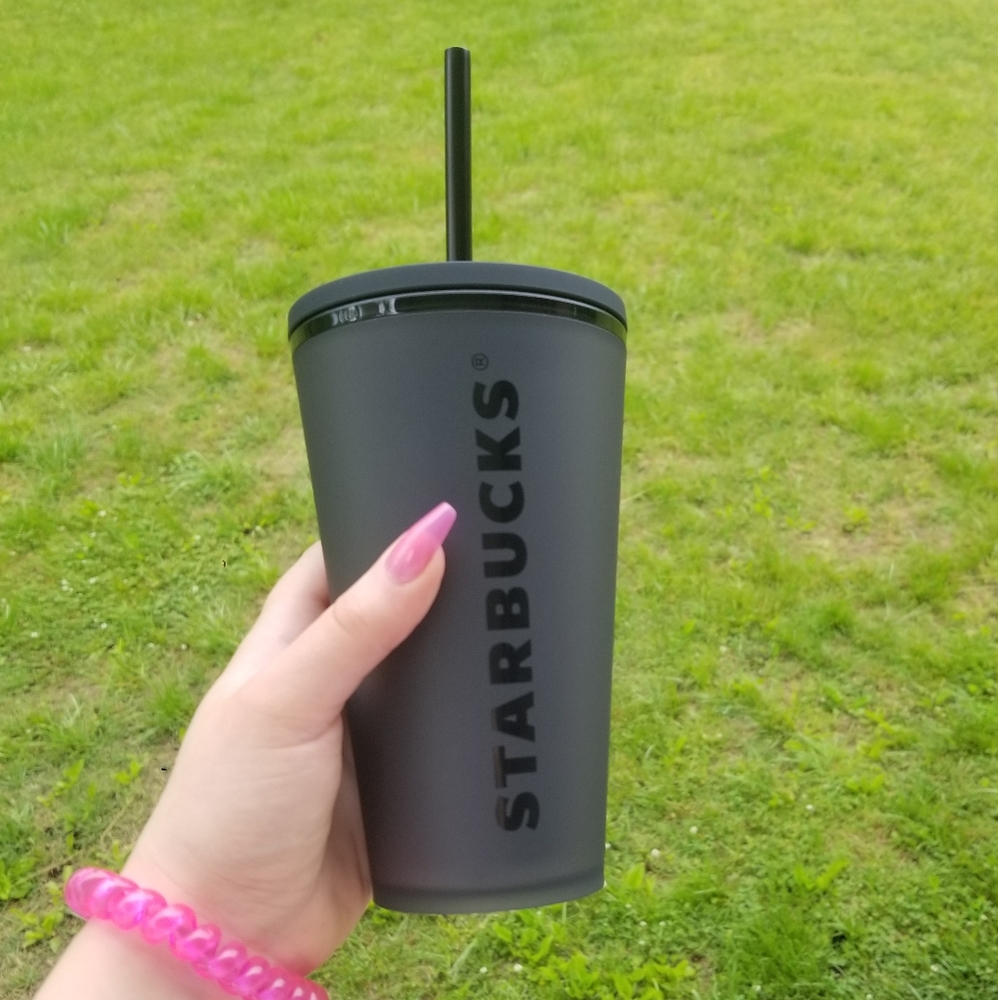 🖤New Matte Black Starbucks Cup🖤